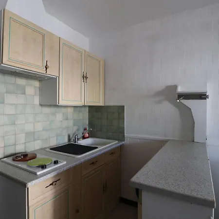 Apartamento Studio Cabine Avec Balcon Et Parking Prive, A 125m Du Lac Du Ponant - Fr-1-682-7 *